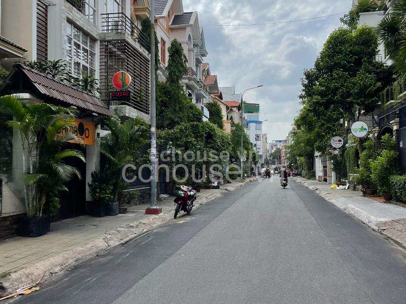 Măt Tiền Kinh Doanh Ngay P2 Khu Phan Xích Long . Giá hời