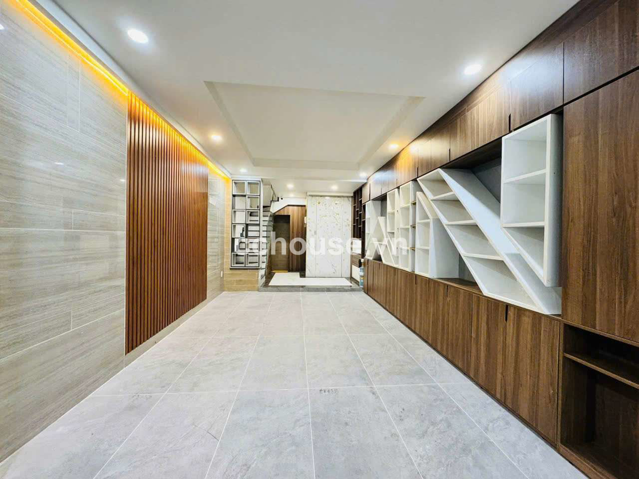 Hẻm nhựa 6m Hồ Biểu Chánh . P. 11. Q. Phú Nhuận