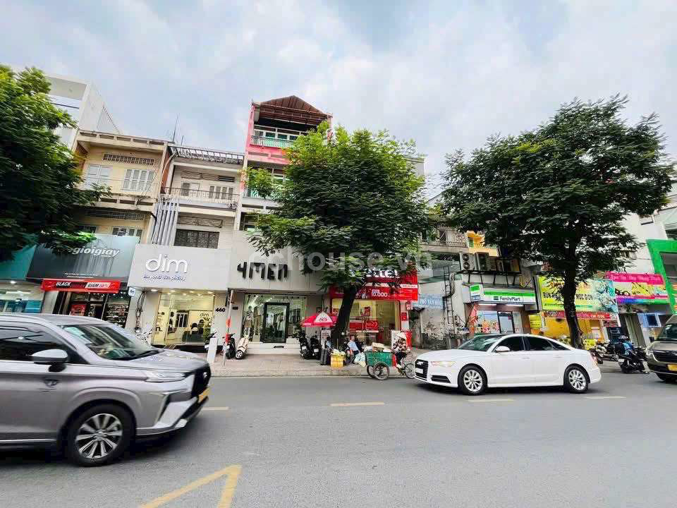 Siêu Vị Trí  Mặt Tiền Sư Vạn Hạnh, Phường 12, Quận 10 Vị trí đối diện Vanhanh Mall