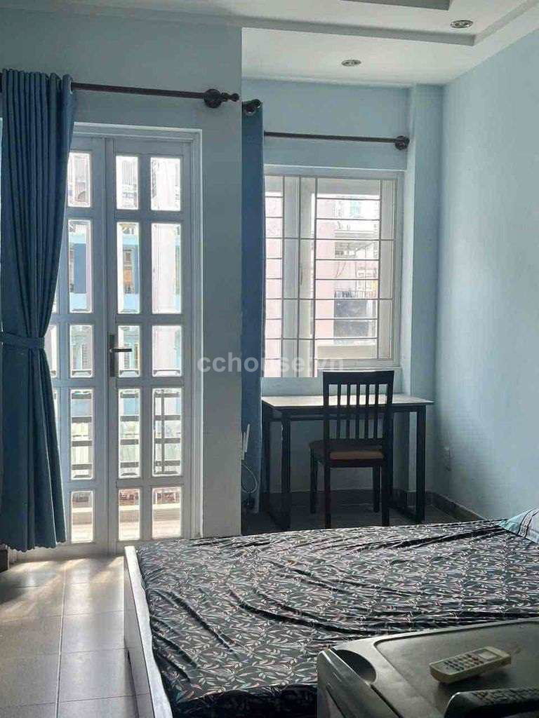 Bán nhà hẻm 18B Nguyễn Thị Minh Khai, P.Sài Gòn. DT 3.1x11m, 5 tầng