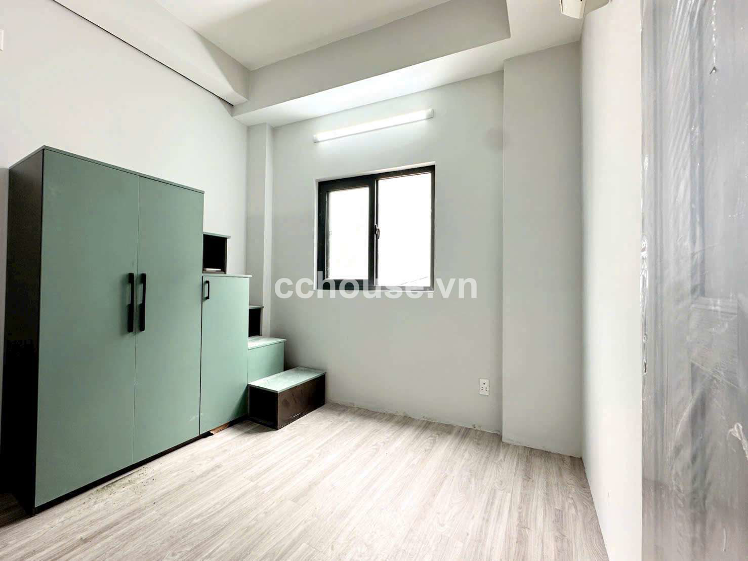 Căn Hộ Dịch Vụ Ngang gần 6m ngay trung tâm Q.10 .
