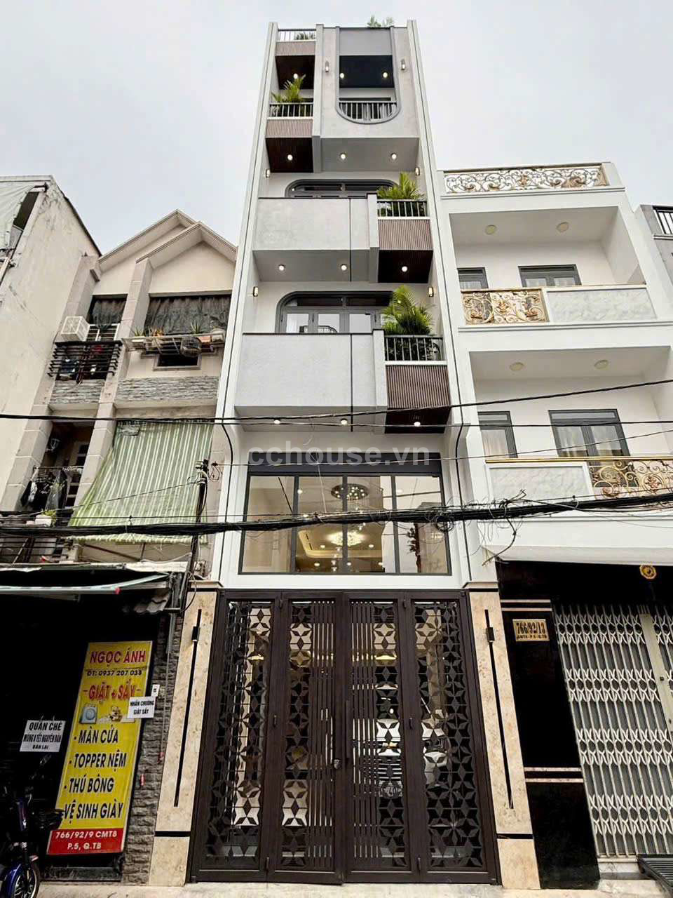 Sieu-Pham-Nha-Pho-Hien-Dai-LUXURYThang-May-450kg6-Tangthiet-ke-hien-daisang-trong-va-dang-ca-id9812