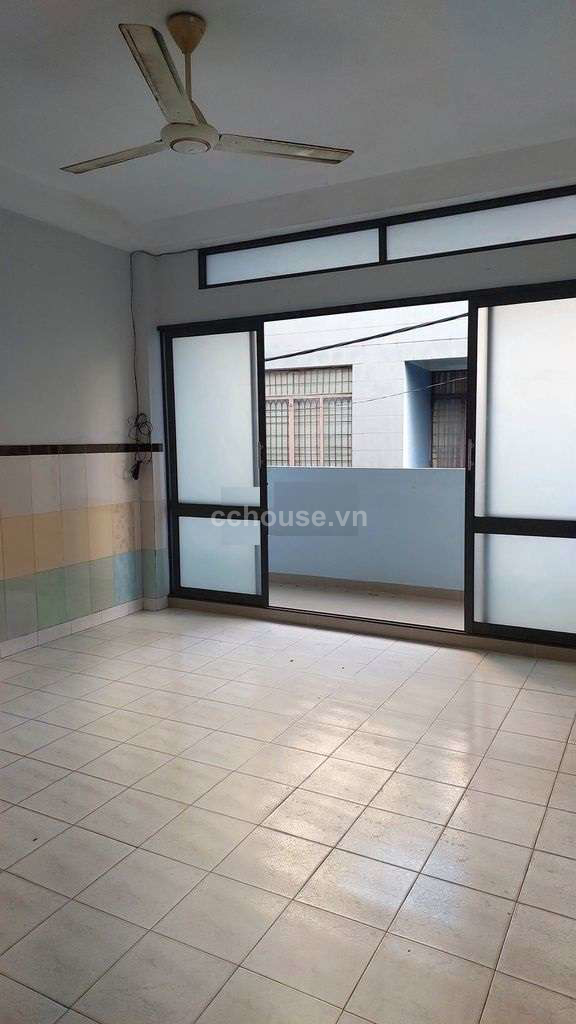 Bán nhà HXH Đồng Nai, P.Hòa Hưng. DT 5.8x10m, 3 tầng