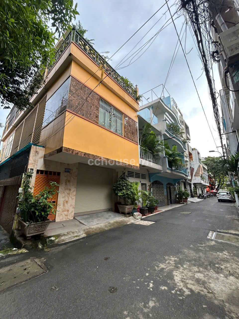 HXH 8m Khu lữ gia.DT: 8x16m. MDXD Hầm Trệt Lửng 4 lầu ST. Giá 28,8 tỷ