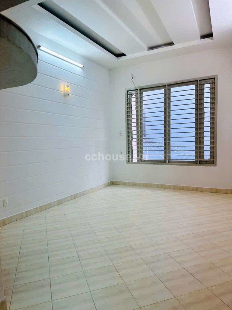 Bán nhà hẻm 55 Lê Văn Huân, P.Tân Bình. DT 43.8m², 3 tầng
