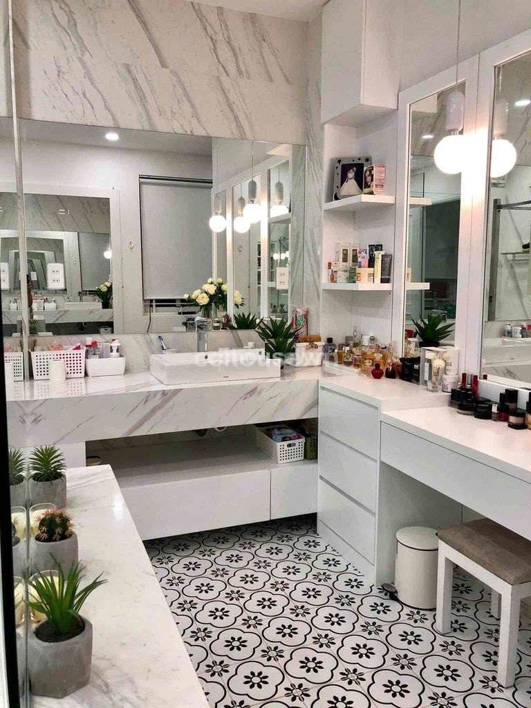 Siêu vị trí Góc 2 Mặt Tiền Khu Phan xích Long P.2 Q. Phú Nhuận 