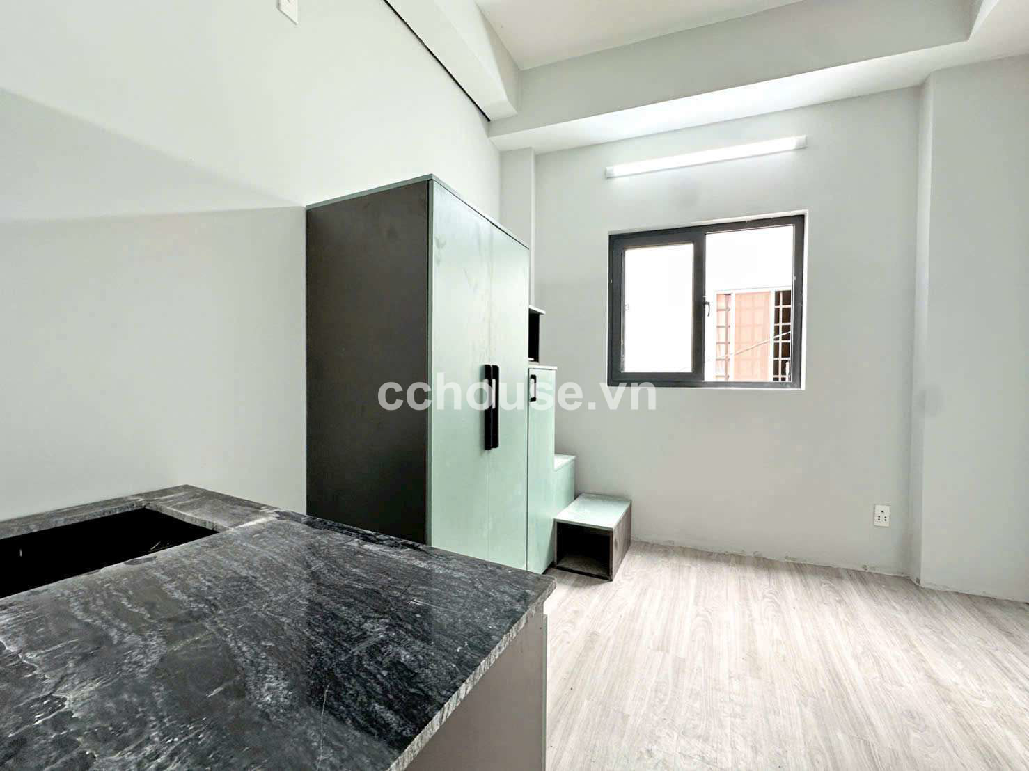 Căn Hộ Dịch Vụ Ngang gần 6m ngay trung tâm Q.10 .