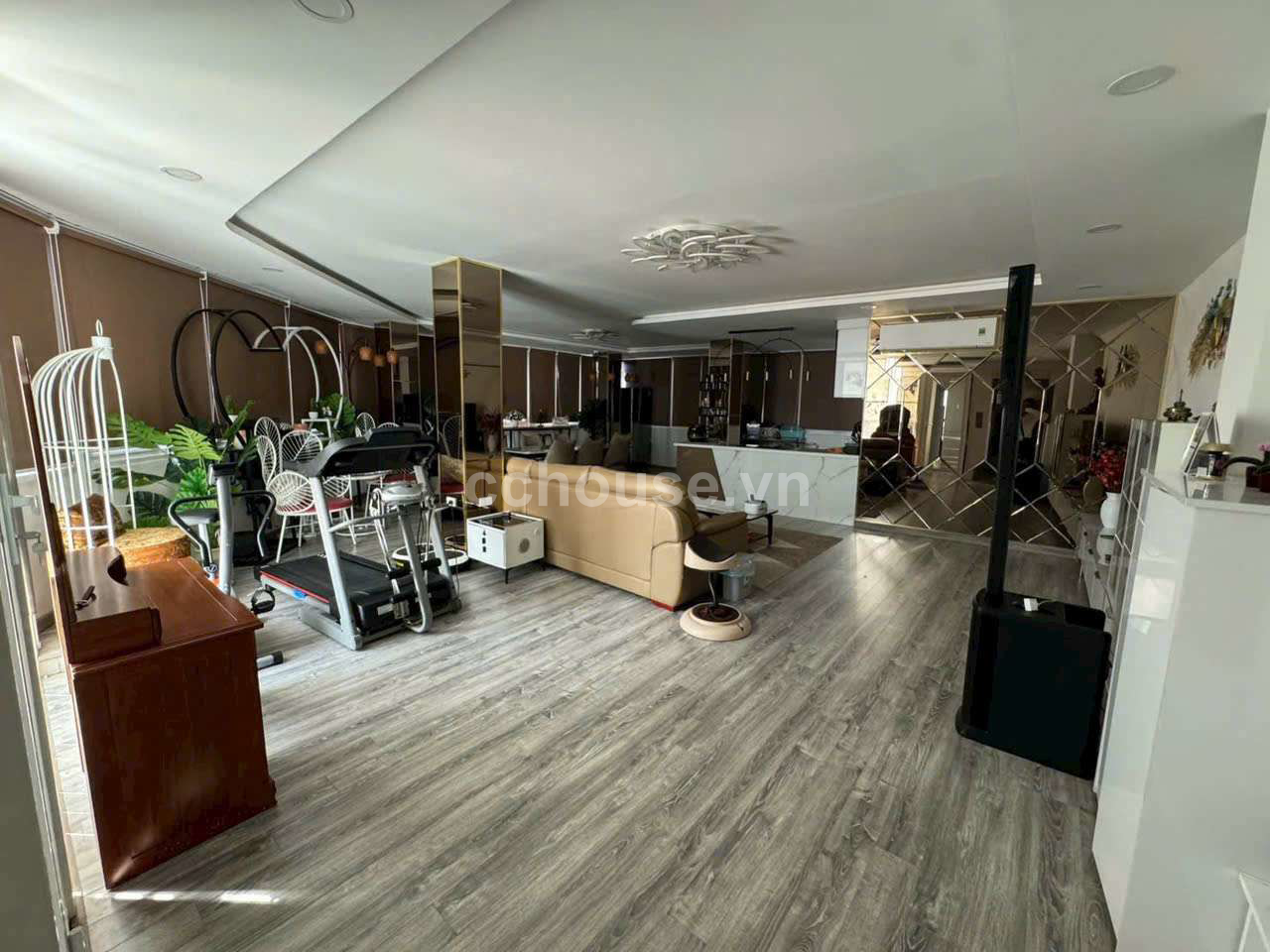 Cần bán nhanh Góc 3 mặt tiền Trương Hoàng Thanh (k300)
