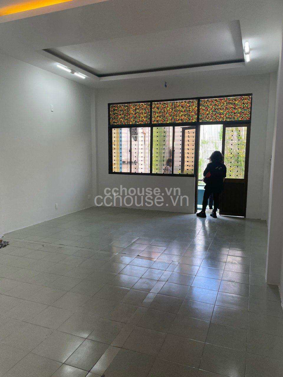 Nha-MT-Vi-Tri-Dep-Duong-Ly-Chinh-Thang-Quan-34-lau-DT-san-302m2-HDT-50tr-thang-id10160