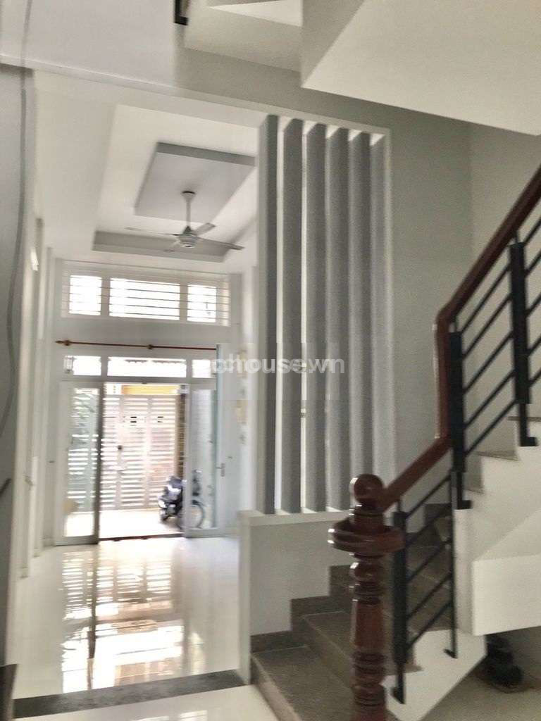 BÁN NHÀ SIÊU PHẨM HẺM 343 TÔ HIẾN THÀNH PHƯỜNG 12 QUẬN 10 DT 3.5m x 10m_2 lầu ST
