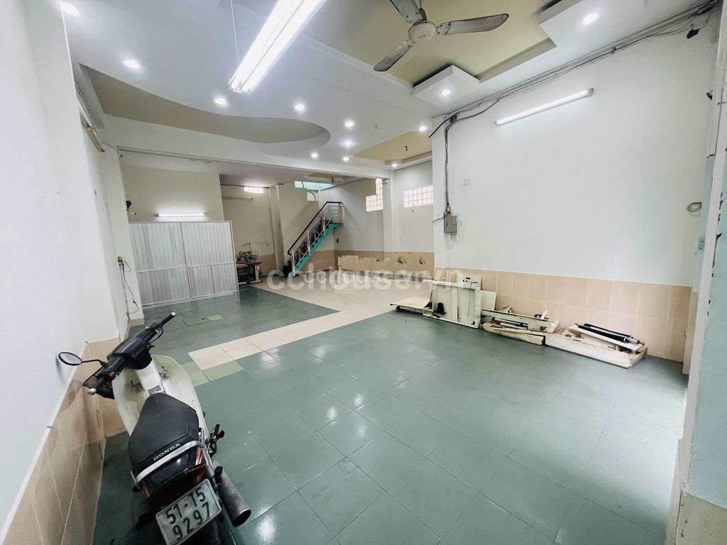 Nhà VỊ Trí Hẻm 179 Tô Hiến Thành Phường 13 Quận 10 DT 5.12m x 17m CN 105m2