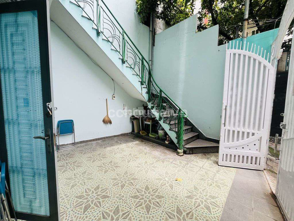 Nhà VỊ Trí Hẻm 179 Tô Hiến Thành Phường 13 Quận 10 DT 5.12m x 17m CN 105m2
