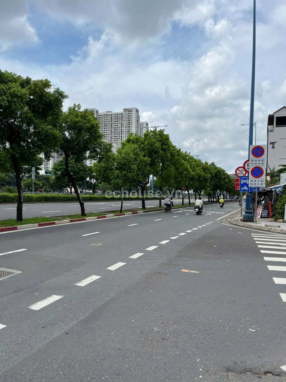 Ban-Nha-MT-Vo-Van-Kiet-Phuong-Cau-Ong-Lanh-Quan-1DT--4m-x-25m4-tangST-id10207