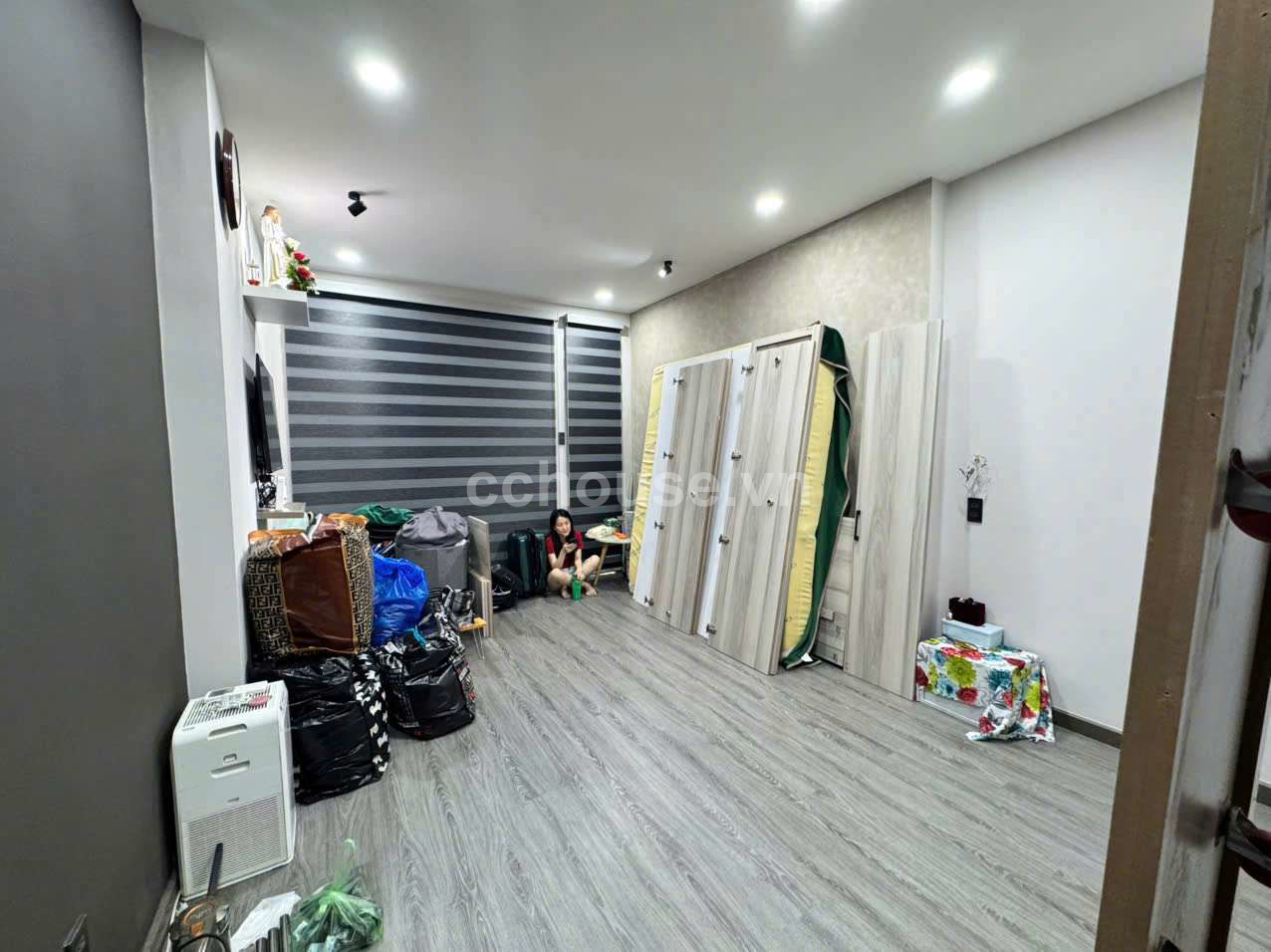Duy nhất trong khu vực đường 8m .Khu Vip 489A . Huỳnh Văn Bánh Q. Phú Nhuận 