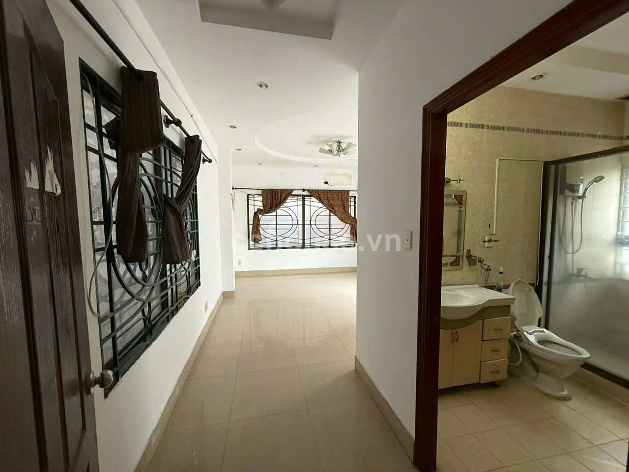 BÁN NHÀ MẶT TIỀN LỚN Đường Nam Kỳ Khởi Nghĩa Ngang 8m - Dài 25m - 1 trệt, 5 tầng - có thang máy.