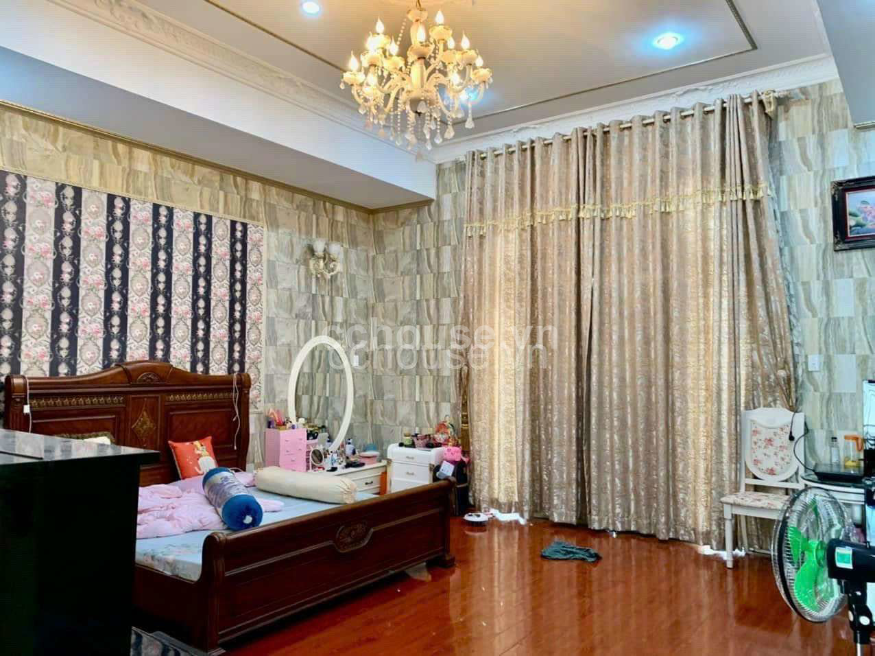 BIỆT THỰ 2 MT HXH LÊ QUANG ĐỊNH - BÌNH THẠNH - VILLA SÂN VƯỜN
( DT 9m X 30m )