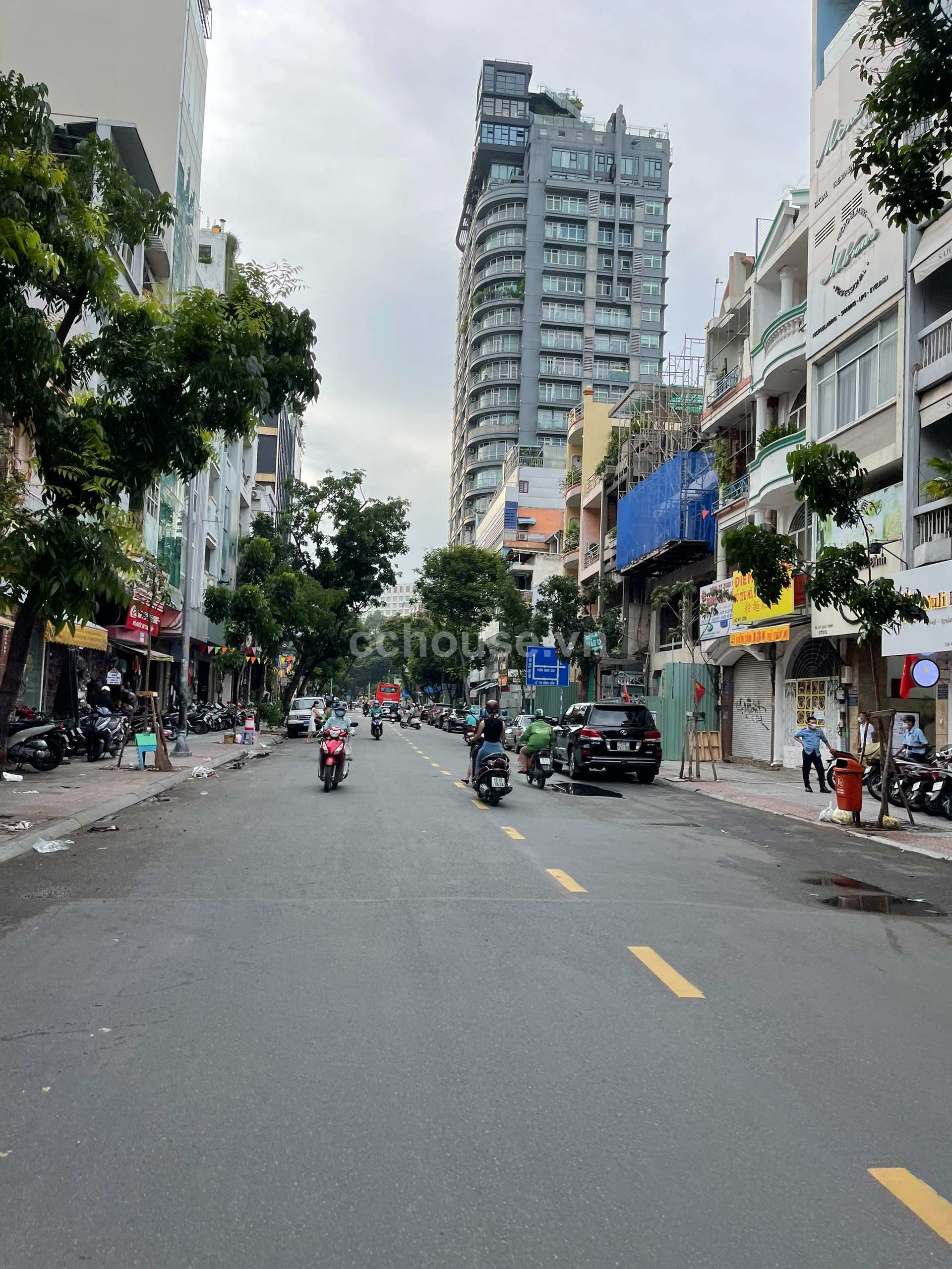BÁN NHÀ MẶT TIỀN KÝ CON – PHƯỜNG NGUYỄN THÁI BÌNH – QUẬN 1