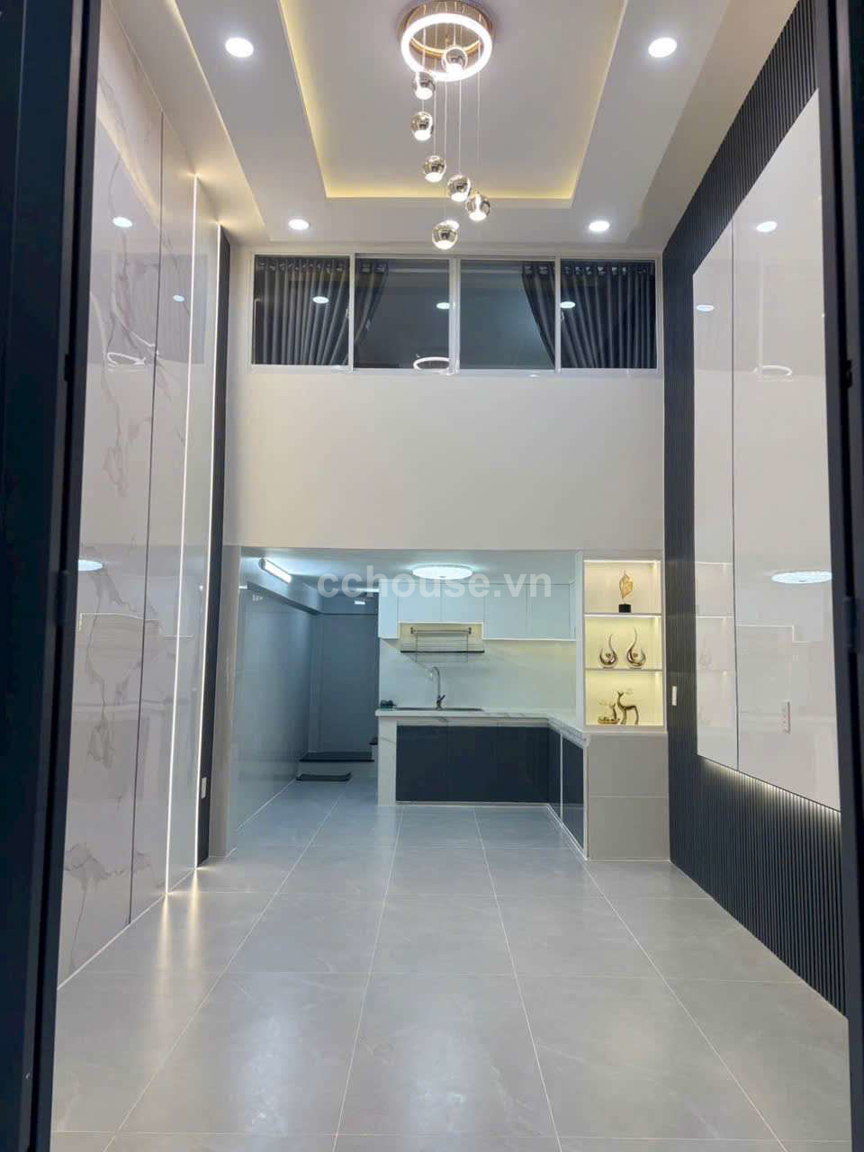 Nhà Mới Hẻm 202 Nguyễn Tiểu La Quận 10 nhà 5 tầng st  - Giá 8.2 tỷ