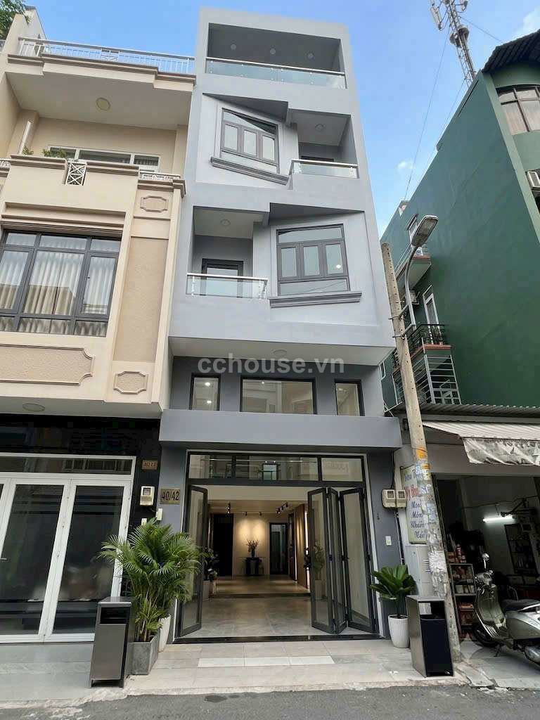 Mặt tiền nội bộ Cư Xá Lữ Gia, Phường 15, Quận 11.