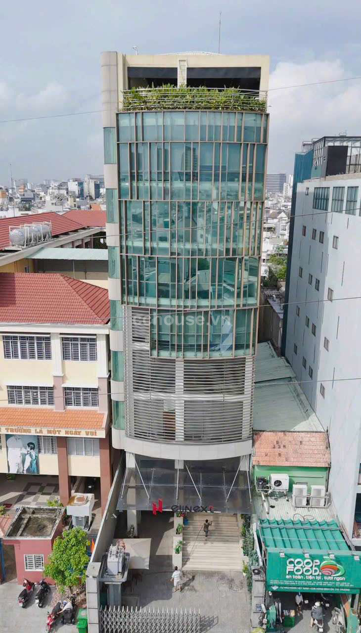 Tòa nhà Mặt tiền Phan Xích Long, Phường 3, Quận Phú Nhuận 1 hầm, trệt, 7 lầu, sân thượng 2 thang máy