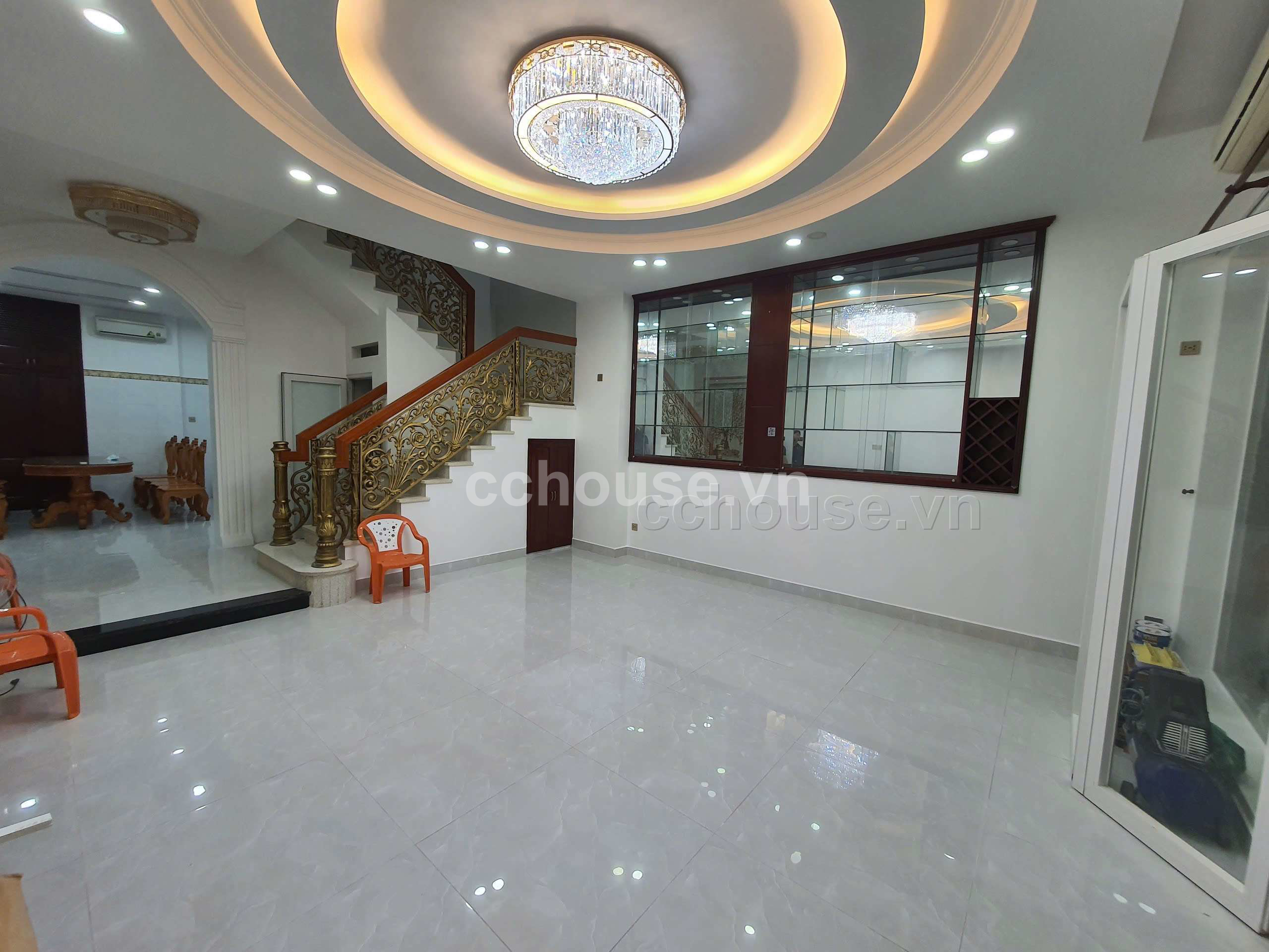 Đường trước nhà 6m QUẬN 10-( 6x 15) - 5 TẦNG- HẺM ĐƯỜNG 3/2