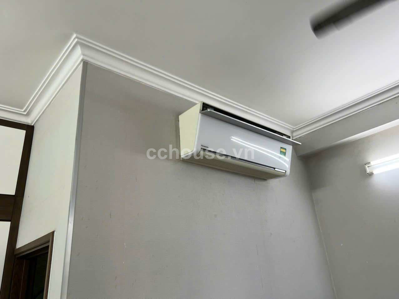 RẺ NHẤT QUẬN 10 NHÀ MẶT TIỀN NGAY CMT8 HÒA HƯNG P13 QUẬN 10 - NGANG 5,25M - 3 TẦNG LỬNG ST - CHỐT 16