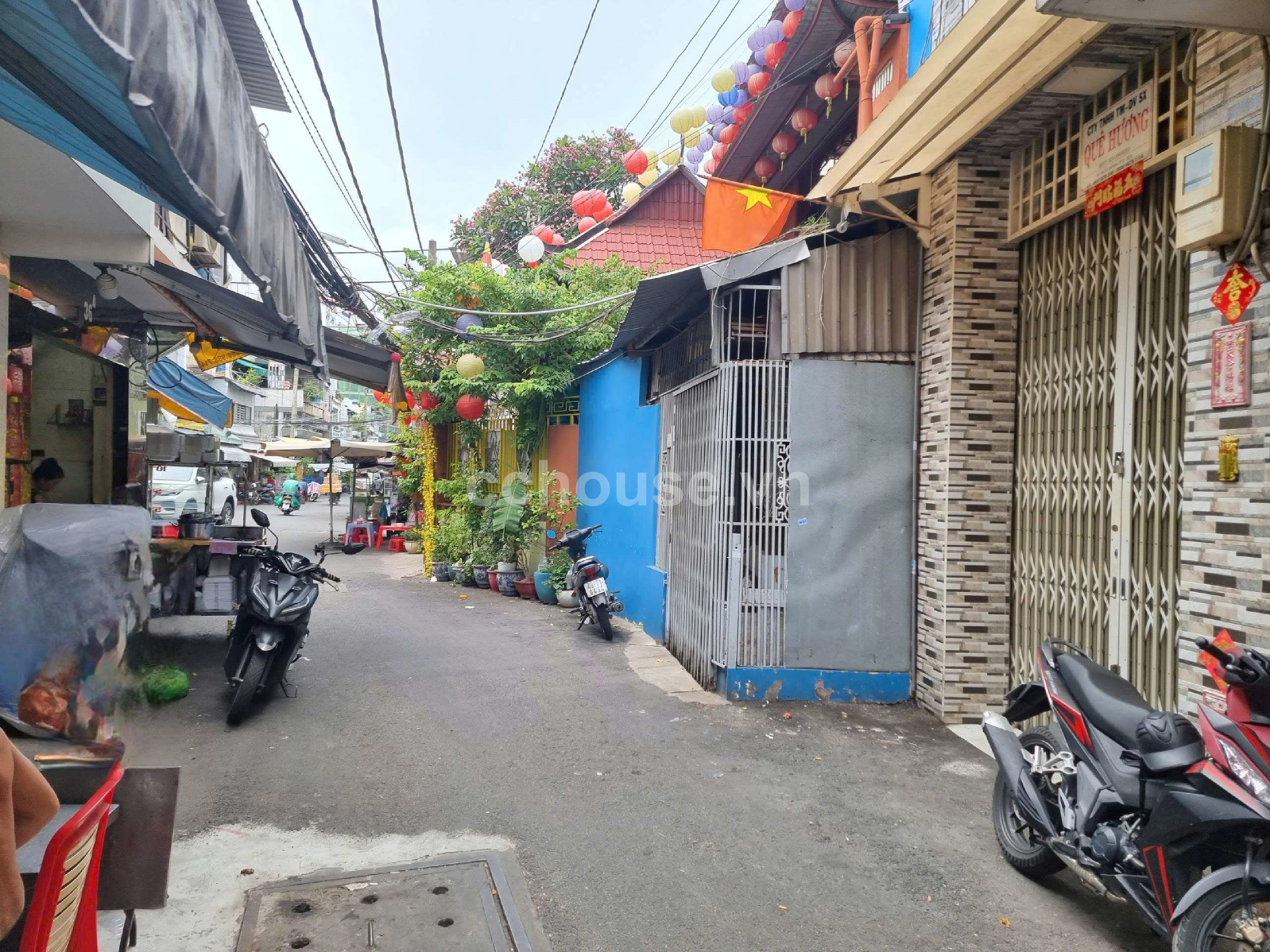 Bán nhà Cao Văn Lầu Quận 6 4mx16.5m 