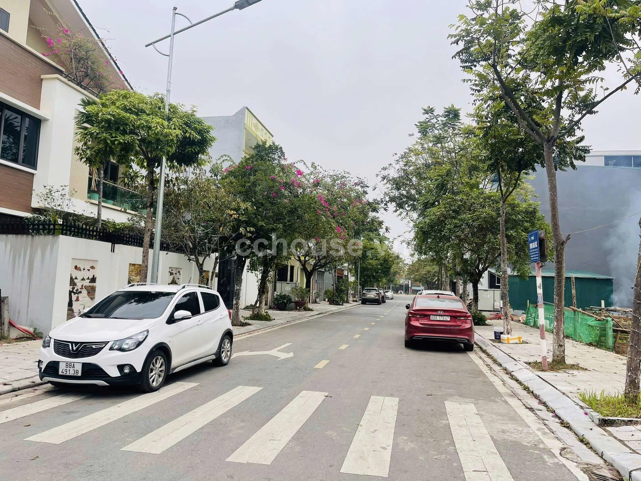 BÁN NHÀ MẶT TIÊN ĐƯỜNG TRỊNH HOÀI ĐỨC GẦN CHỢ KIM BIÊN QUẬN 5