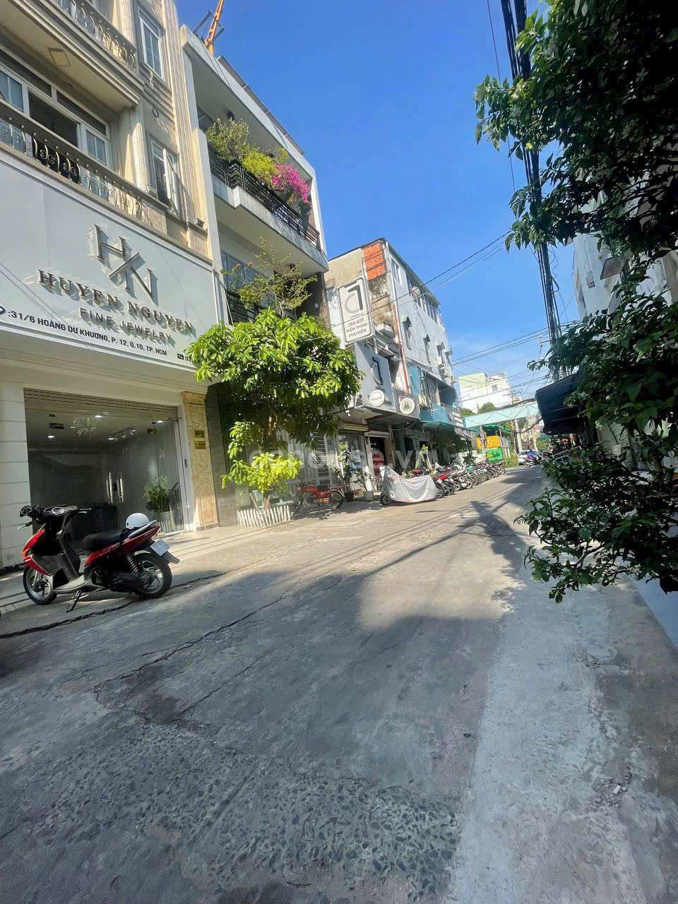 Đường 15m Hoàng Dư Khương, Phường 12. Q.10