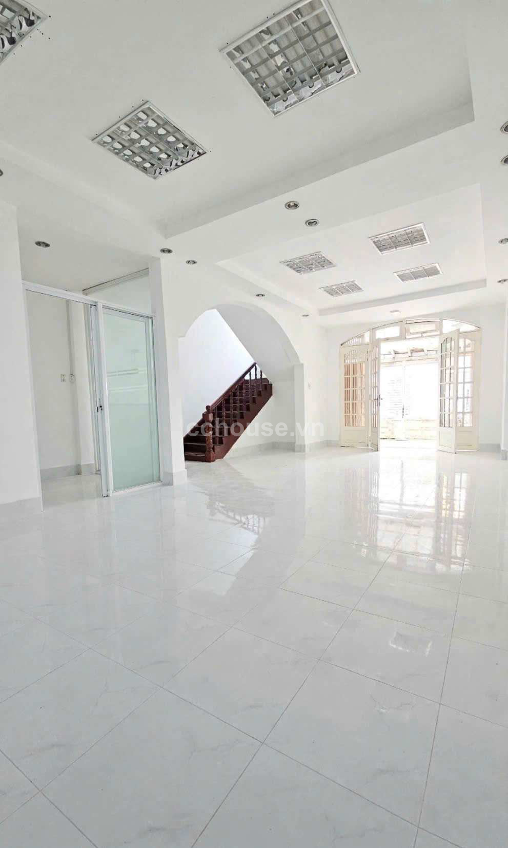 Đường nhựa 10m 3/2 . p14. Q10 