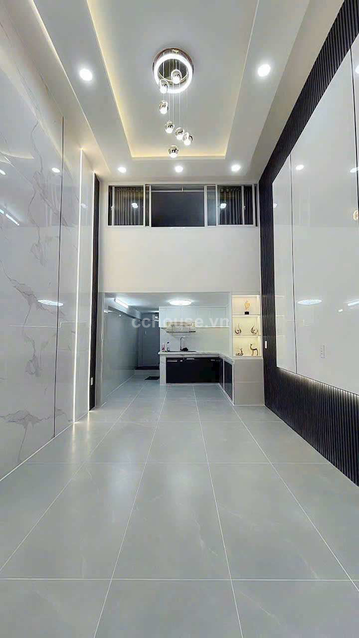 Nhà Mới Hẻm 202 Nguyễn Tiểu La Quận 10 nhà 5 tầng st  - Giá 8.2 tỷ