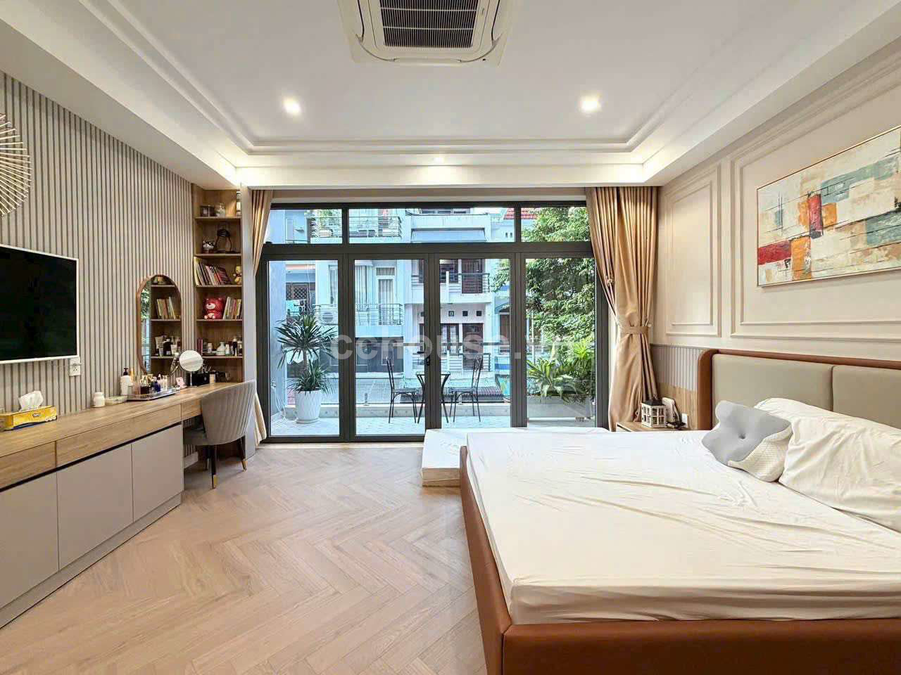 🔥 BIỆT THỰ HẺM XE HƠI NGUYỄN CHÍ THANH P9 Q.5 - 8X20M - TRỆT 3 LẦU ST - GIÁ 45 TỶ 🔥