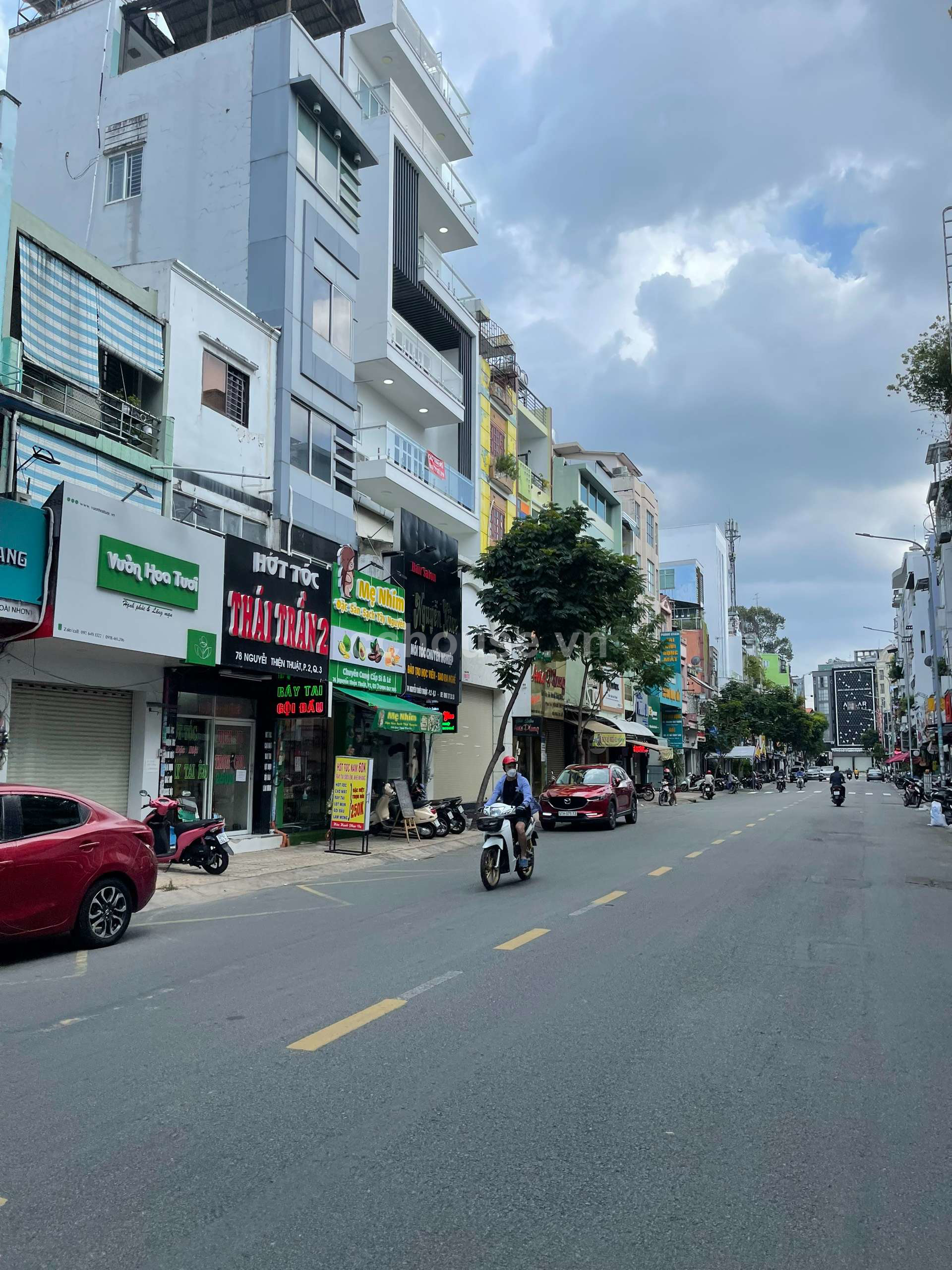 Nhà bán hẻm xe hơi đường Nguyễn Thiện Thuật