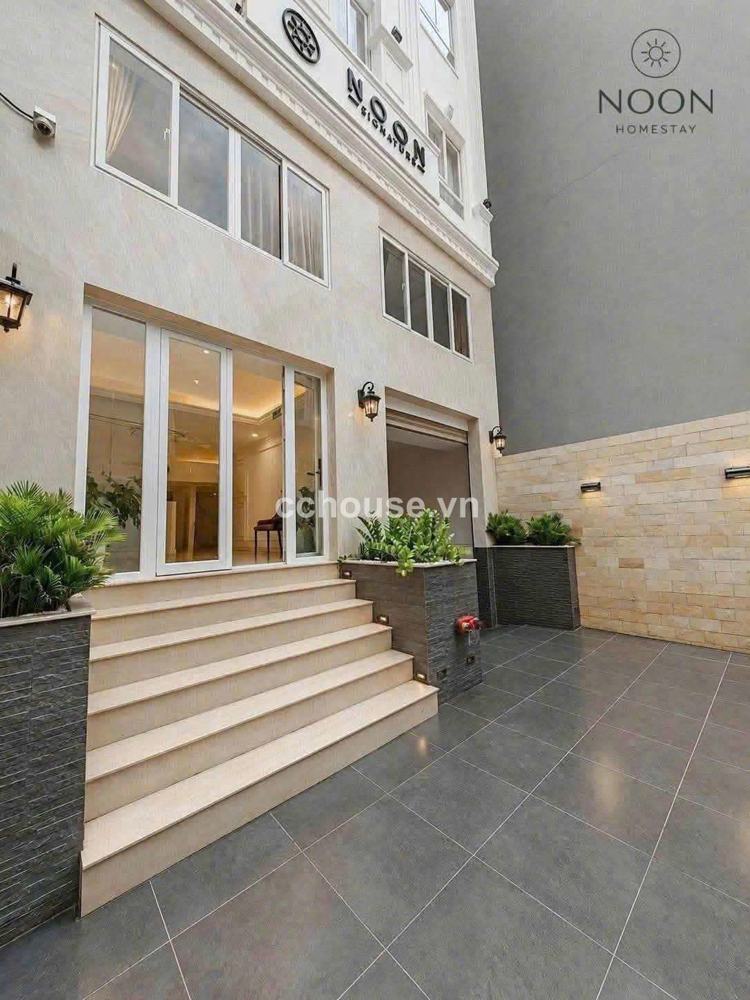 TOÀ NHÀ HẦM 7 TẦNG PHẠM ĐÌNH TOÁI QUẬN 3 HĐT 300 TRIỆU 