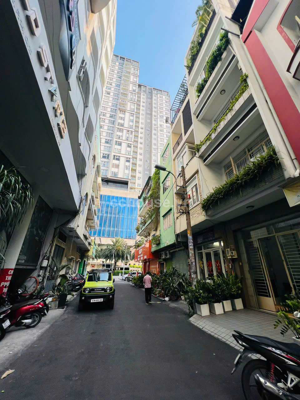 HẺM XE HƠI KHU CAO CẤP 284 LÝ THƯỜNG KIỆT QUẬN 10 - 4X16M - TRỆT 4 LẦU ST - GIẢM MẠNH VỀ 19.5 TỶ
