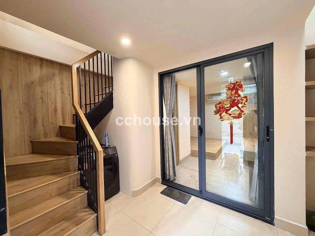 Mặt tiền 18 Trần Thánh Tông. DT.28m2
Giá bán 5,4ty