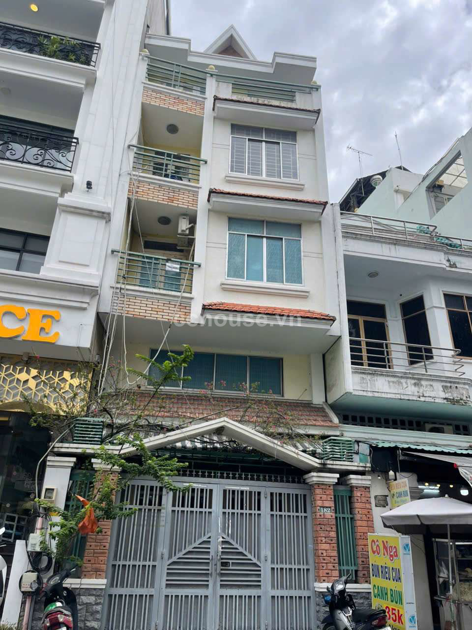 RẺ NHẤT QUẬN 10 NHÀ MẶT TIỀN NGAY CMT8 HÒA HƯNG P13 QUẬN 10 - NGANG 5,25M - 3 TẦNG LỬNG ST - CHỐT 16