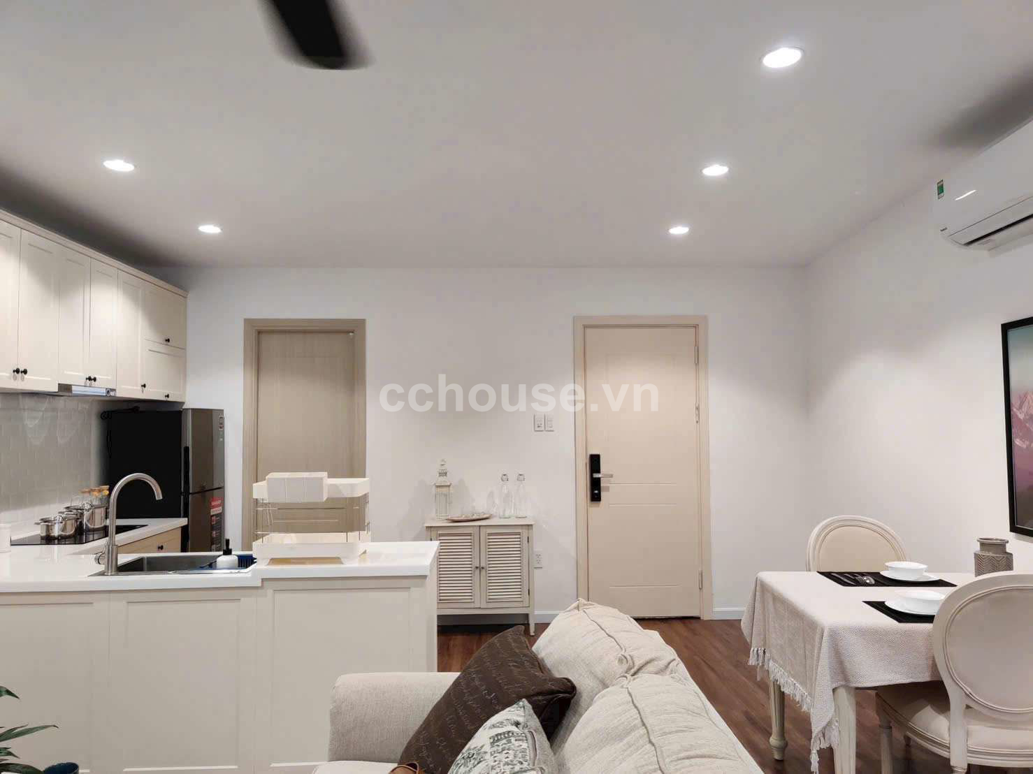 MẶT TIỀN ĐẤT THÁNH PHƯỜNG 6 TÂN BÌNH.(DT 8.5m × 70m. Vuông Vắn – 535M2)