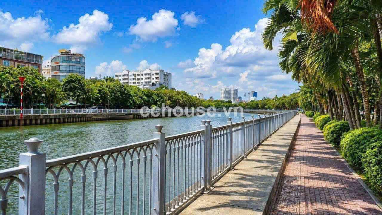 BIỆT THỰ HXH NGAY PHAN XÍCH LONG KHU ĐƯỜNG HOA - PHÚ NHUẬN. 