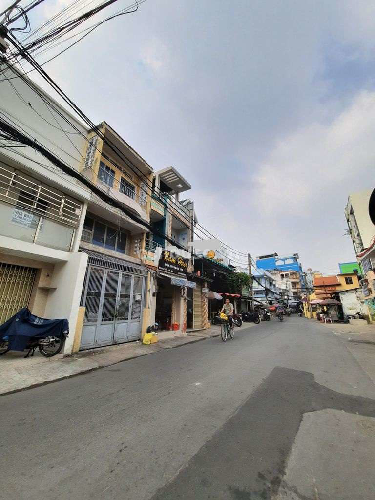 NHÀ MẶT PHỐ ĐƯỜNG LÊ THỊ BẠCH CÁT QUẬN 11 - 26 TỶ 