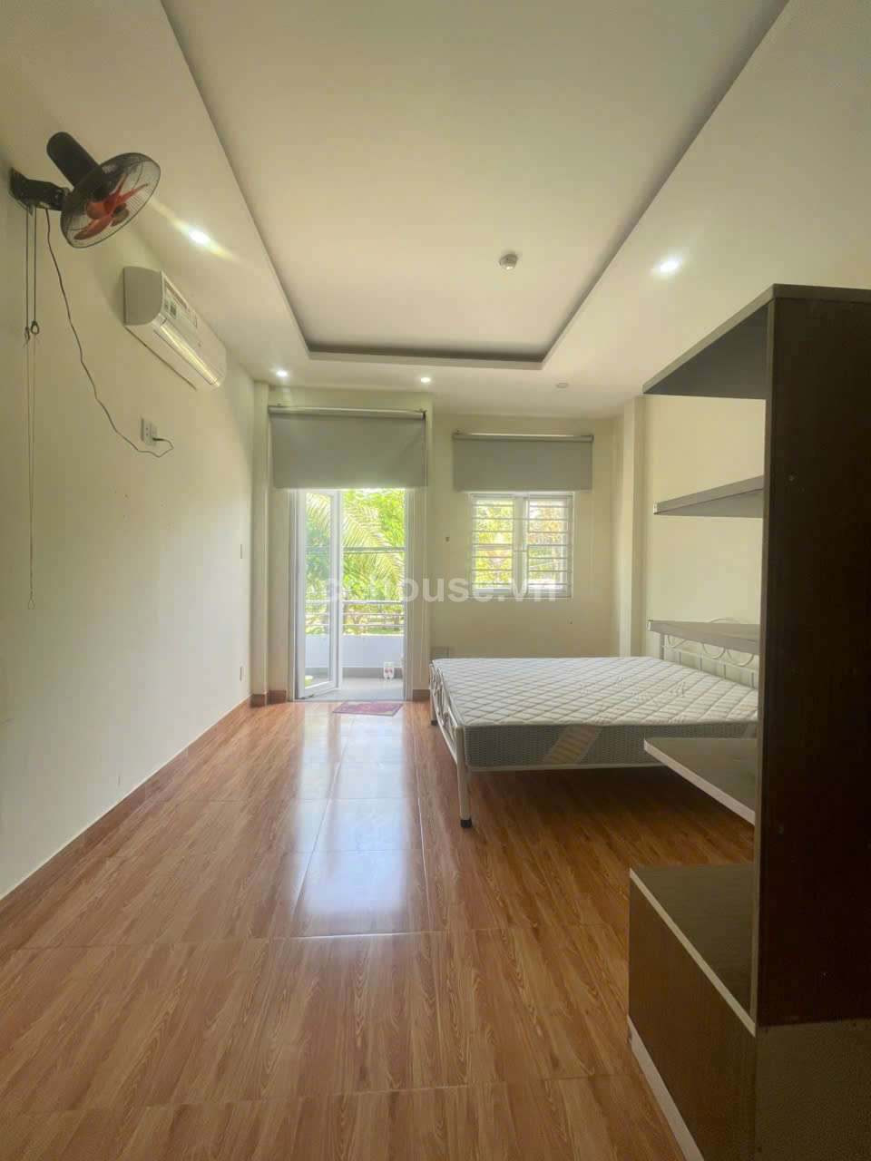 Bán nhà mặt tiền số 123 đường  Bông Sao P5 Quận 8 . Sau lưng đường Tạ Quang Bửu 