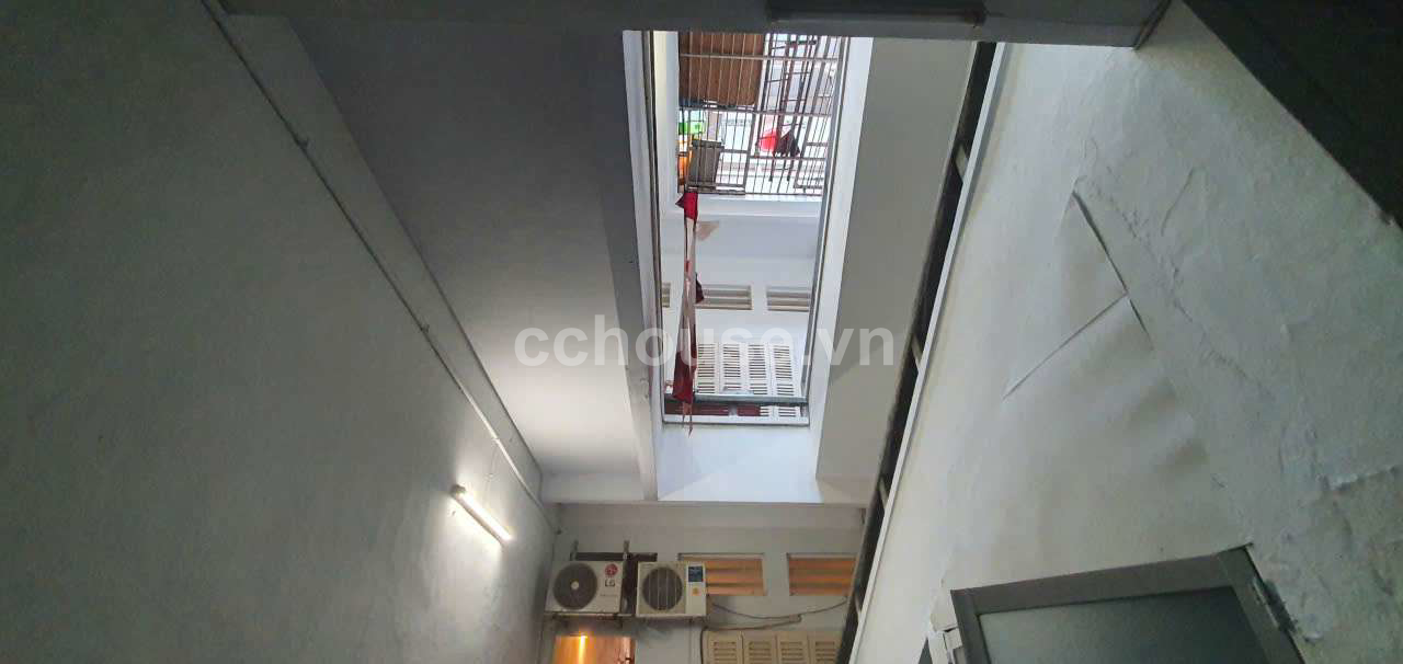 Bán nhà MT phố Luật sư Ngô Quyền sầm uất nhất Chợ Lớn 100m2 / DT 4x24.5m (98m²)