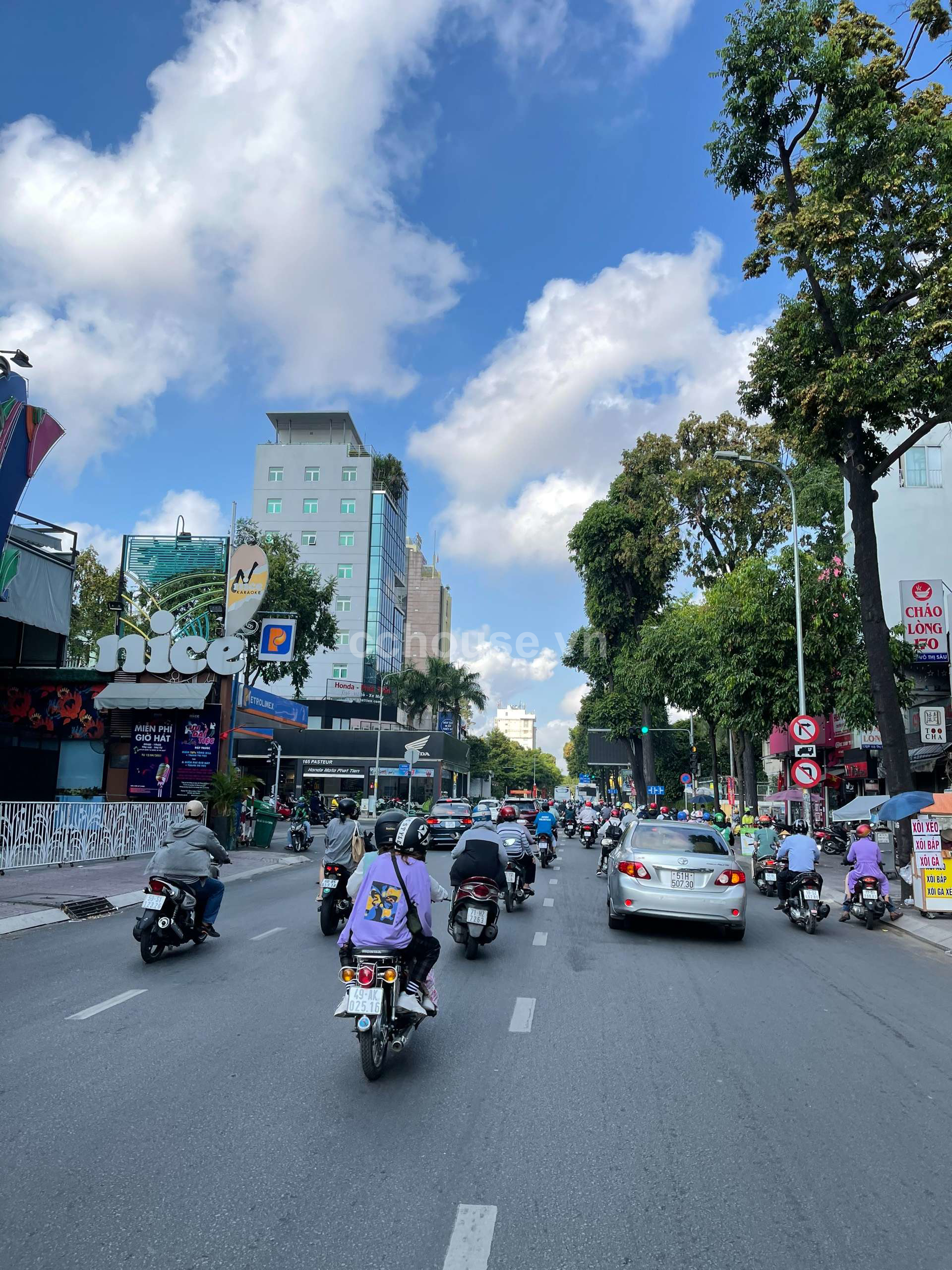 Bán nhà Võ Thị Sáu Q1. DT 7,2 x 14,5m CN:104,5m2, giá đầu tư 220tr/m2