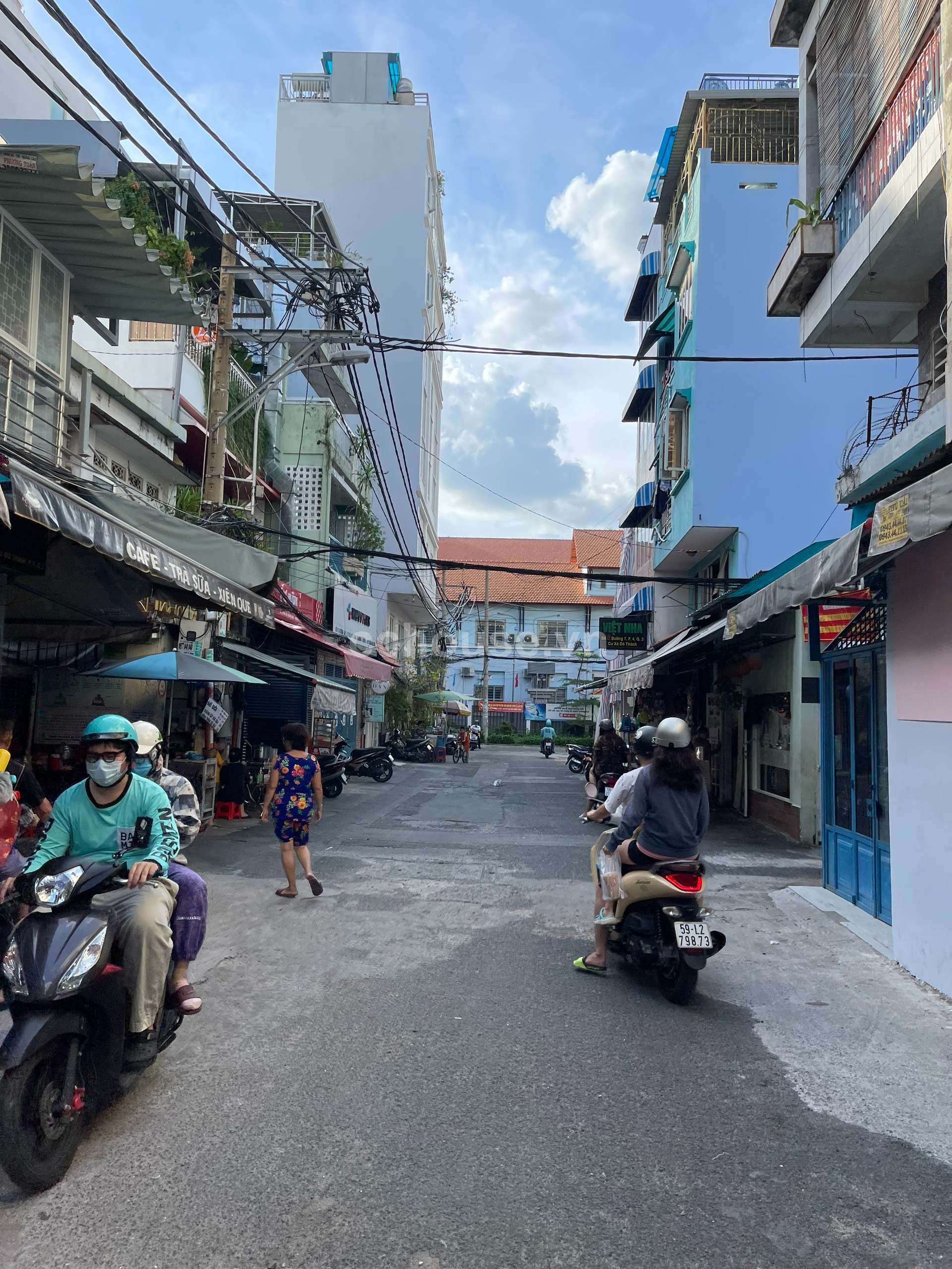BÁN NHÀ NGAY CƯ XÁ ĐÔ THÀNH - P. BÀN CỜ 
