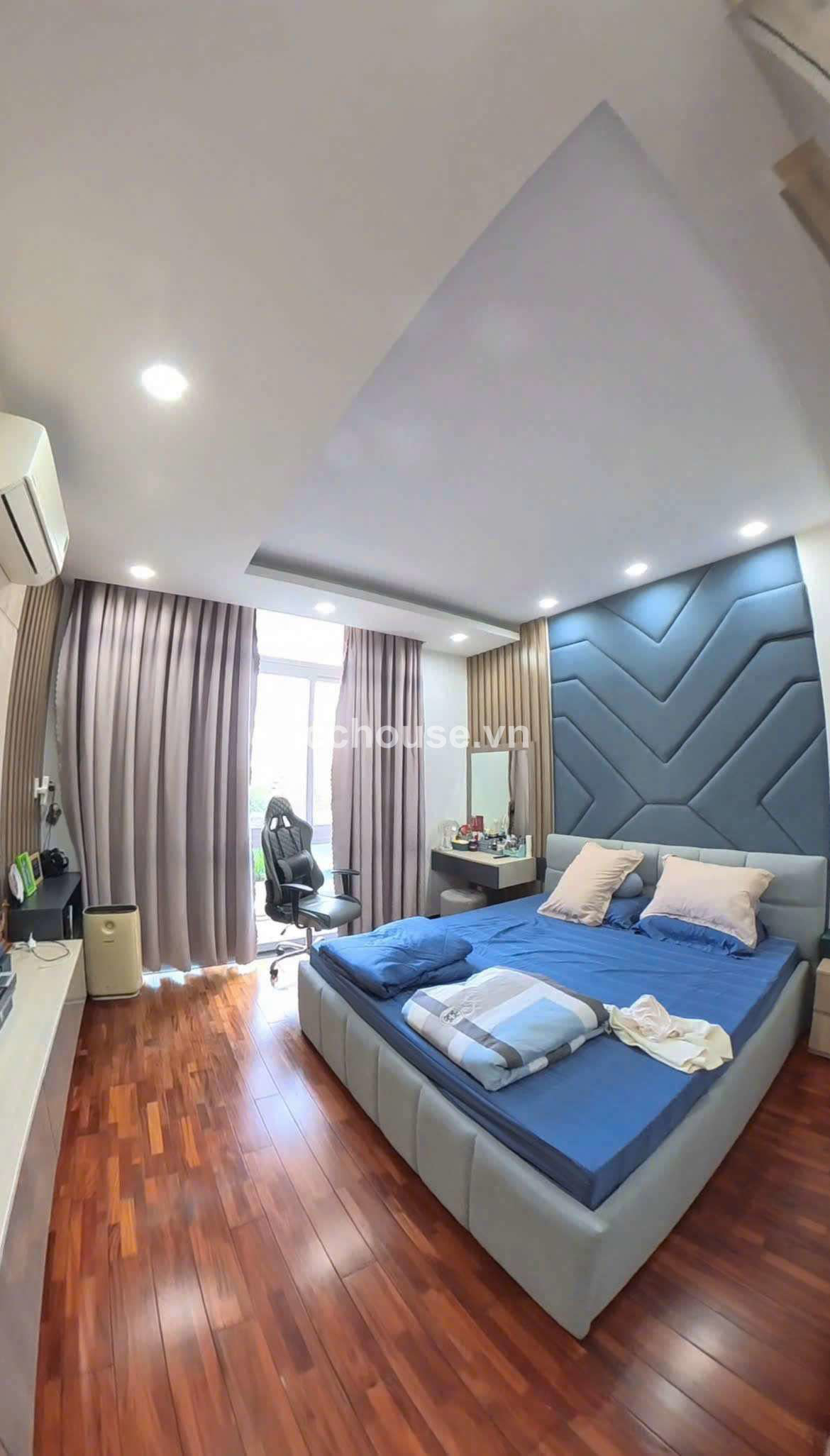 6 TẦNG THANG MÁY MẶT TIỀN CAO THẮNG P12 QUẬN 10. 