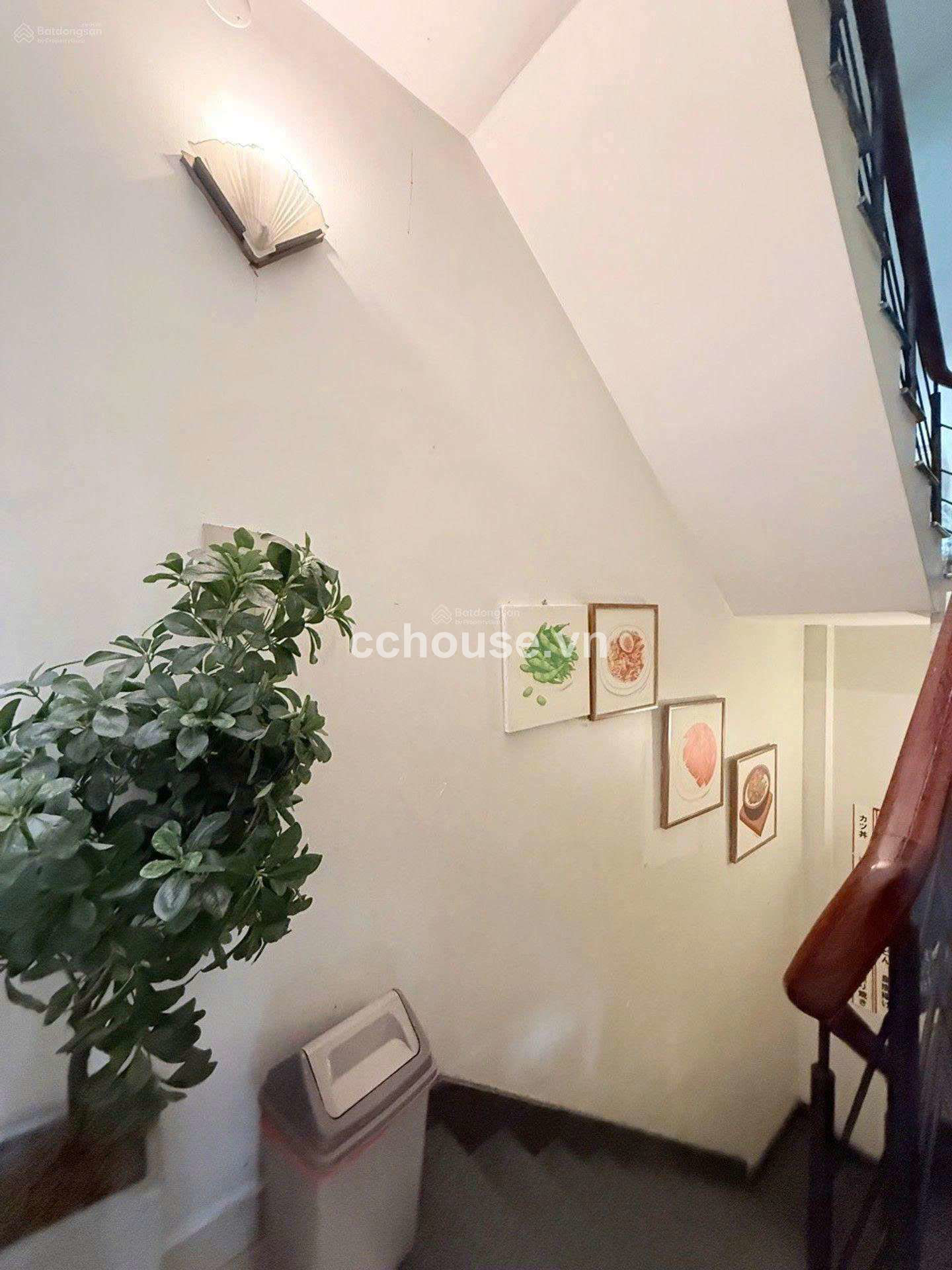 NHÀ MẶT TIỀN ĐƯỜNG HOA Q. PHÚ NHUẬN - 5Mx8M - 4 TẦNG - HĐTHUÊ 34 TR/THÁNG - GIÁ 16 TỶ 