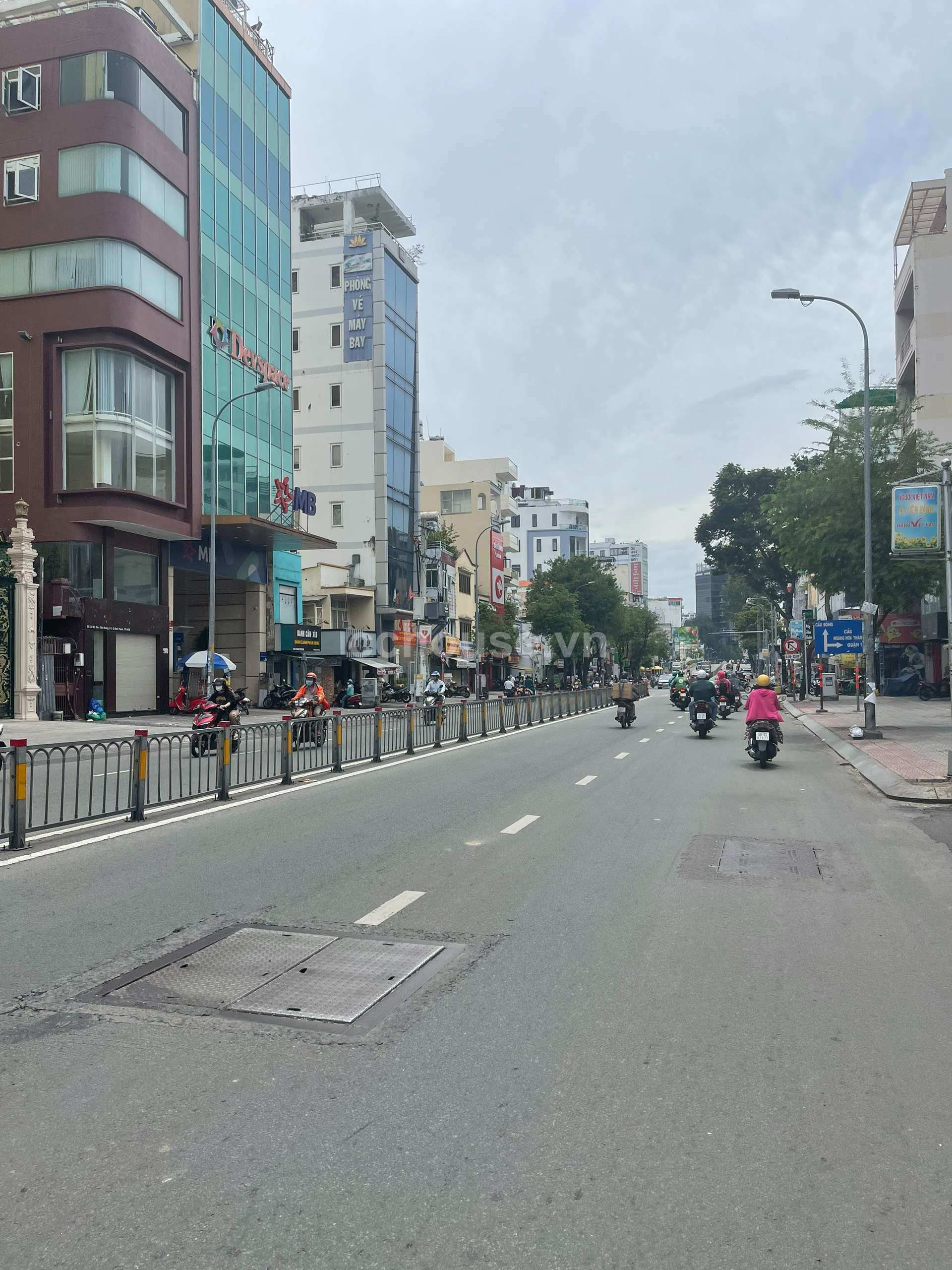 BÁN NHÀ MẶT TIỀN LÊ VĂN DUYỆT ( ĐẠI LỘ ĐINH TIÊN HOÀNG CŨ ) - 14 TỶ 