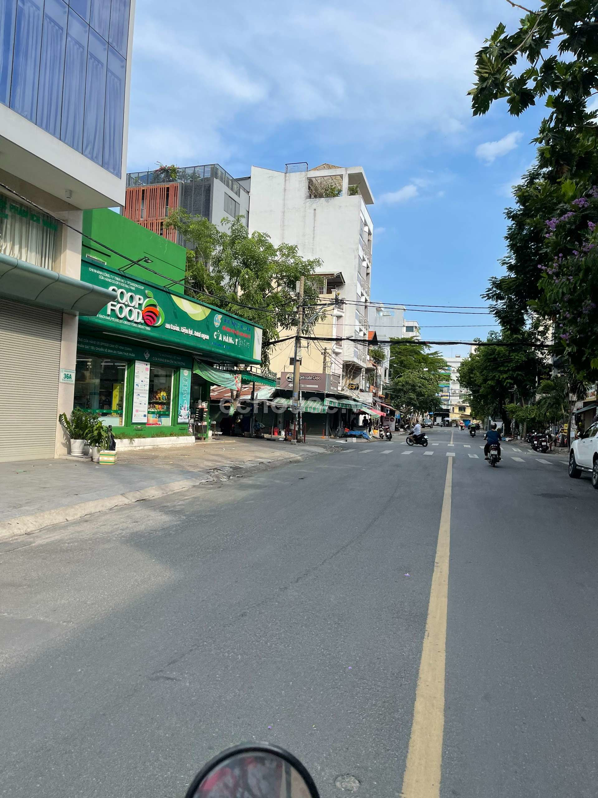 CHO THUÊ MẶT TIỀN ĐƯỜNG CỬU LONG, QUẬN 10_TRUNG TÂM HOẠT ĐỘNG KINH DOANH SẦM UẤT_37TR/ THÁNG