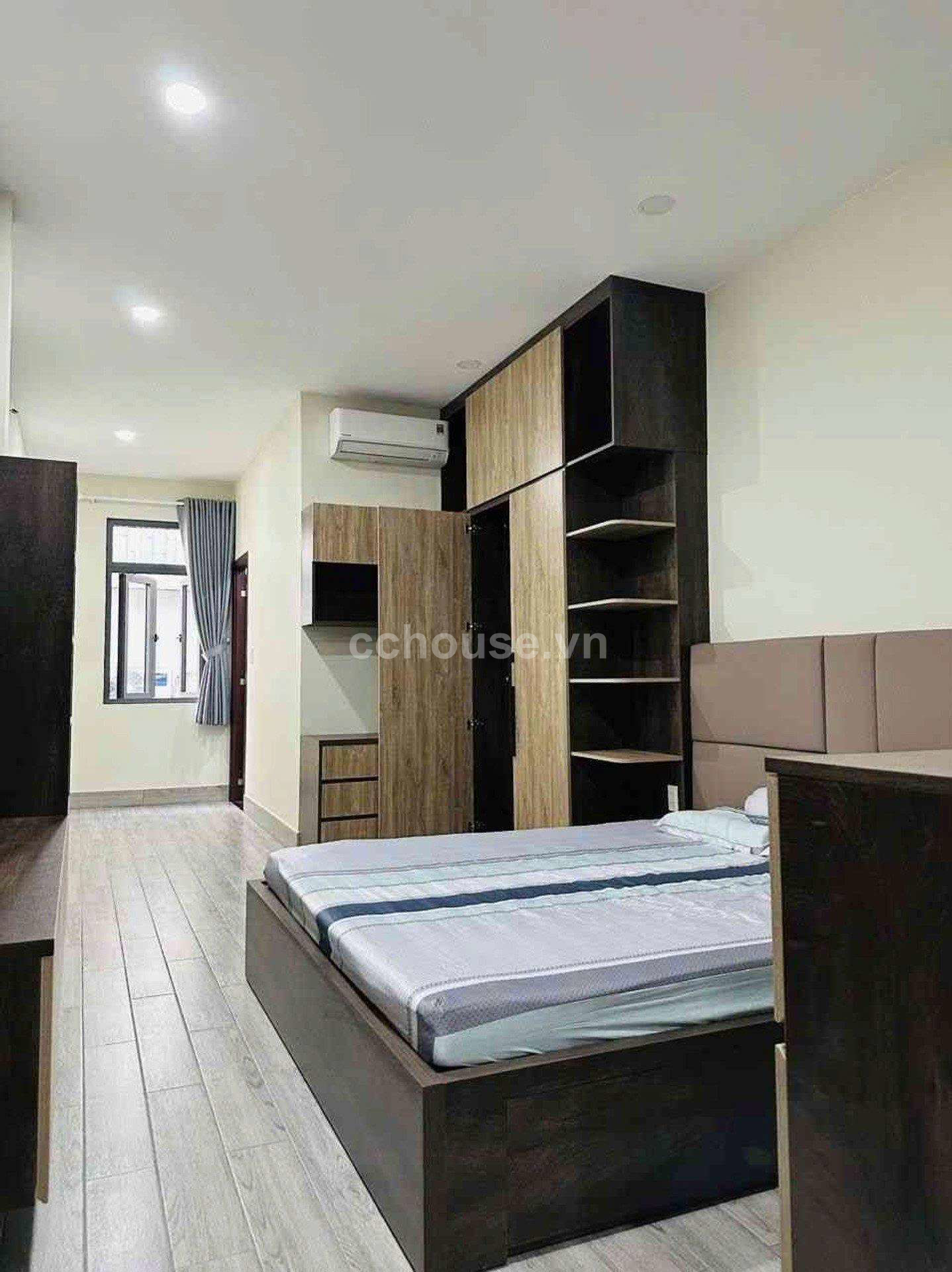 7A THÀNH THÁI QUẬN 10 - 5 TẦNG THANG MÁY 88M2 - 7PN - 7 WC - NHÀ MỚI ĐẸP