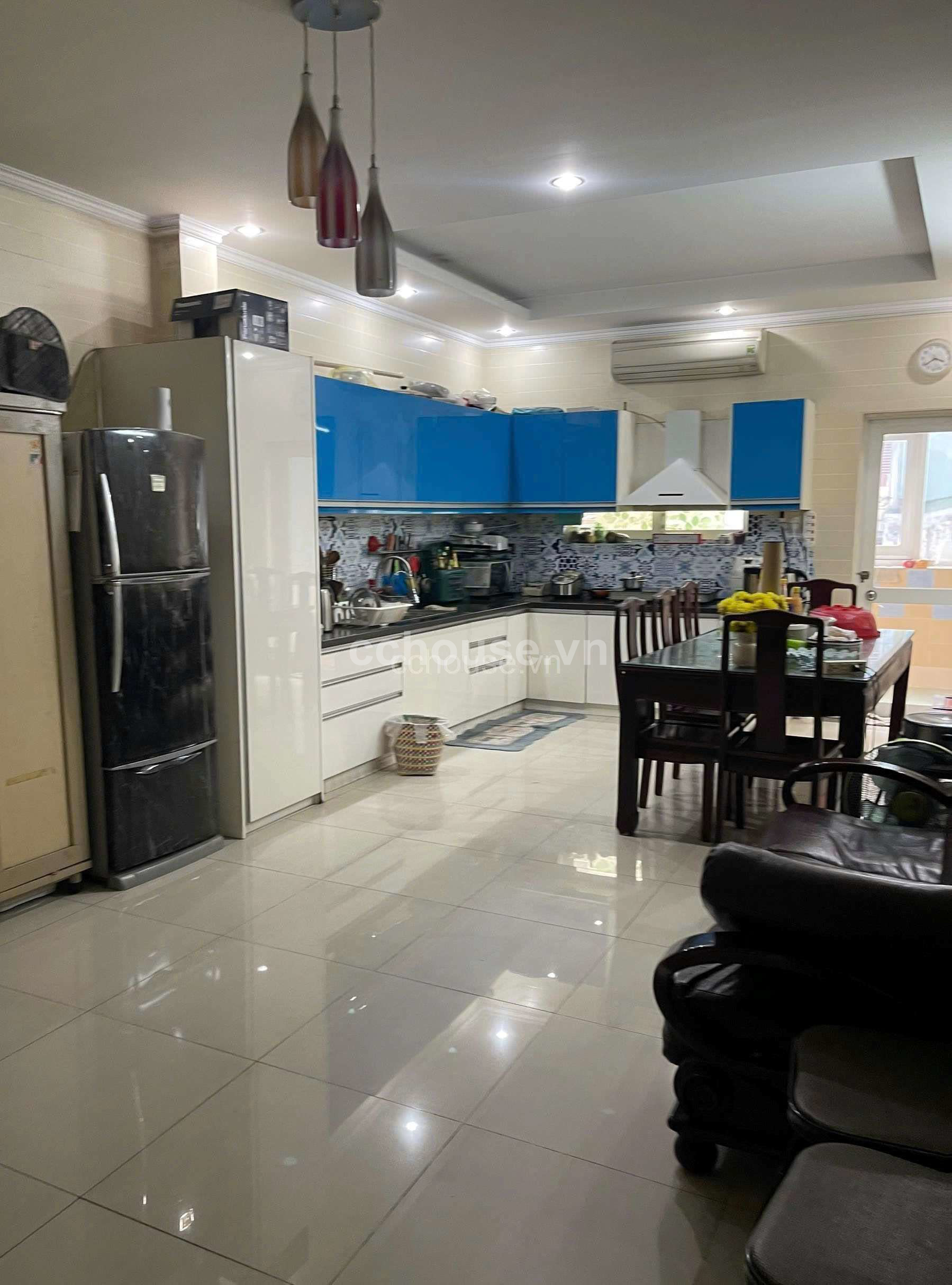 MẶT TIỀN NGUYỄN THÁI BÌNH TÂN BÌNH 6 TẦNG THANG MÁY 73.8M2 HĐT 45TRIỆU 4 NĂM